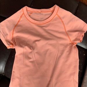 Swiftly Lululemon shirt